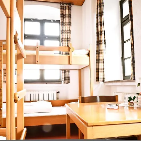 Hostel Youth