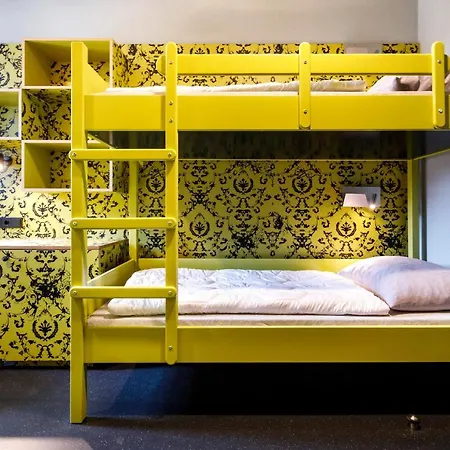 Youth Hostel *